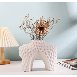 European style INS ceramic vase decoration, office sample room, home decoration, flower arrangement, handicrafts